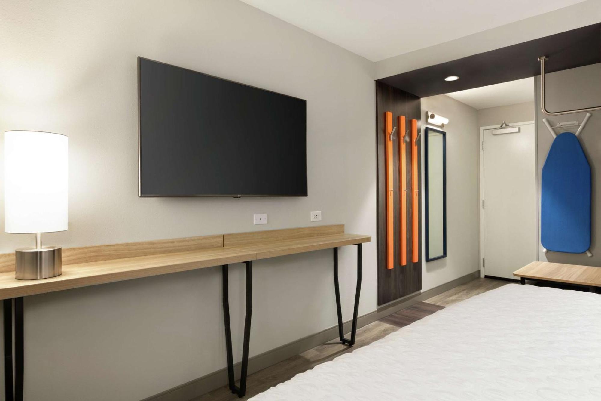 Tru By Hilton Wichita Northeast Otel Dış mekan fotoğraf