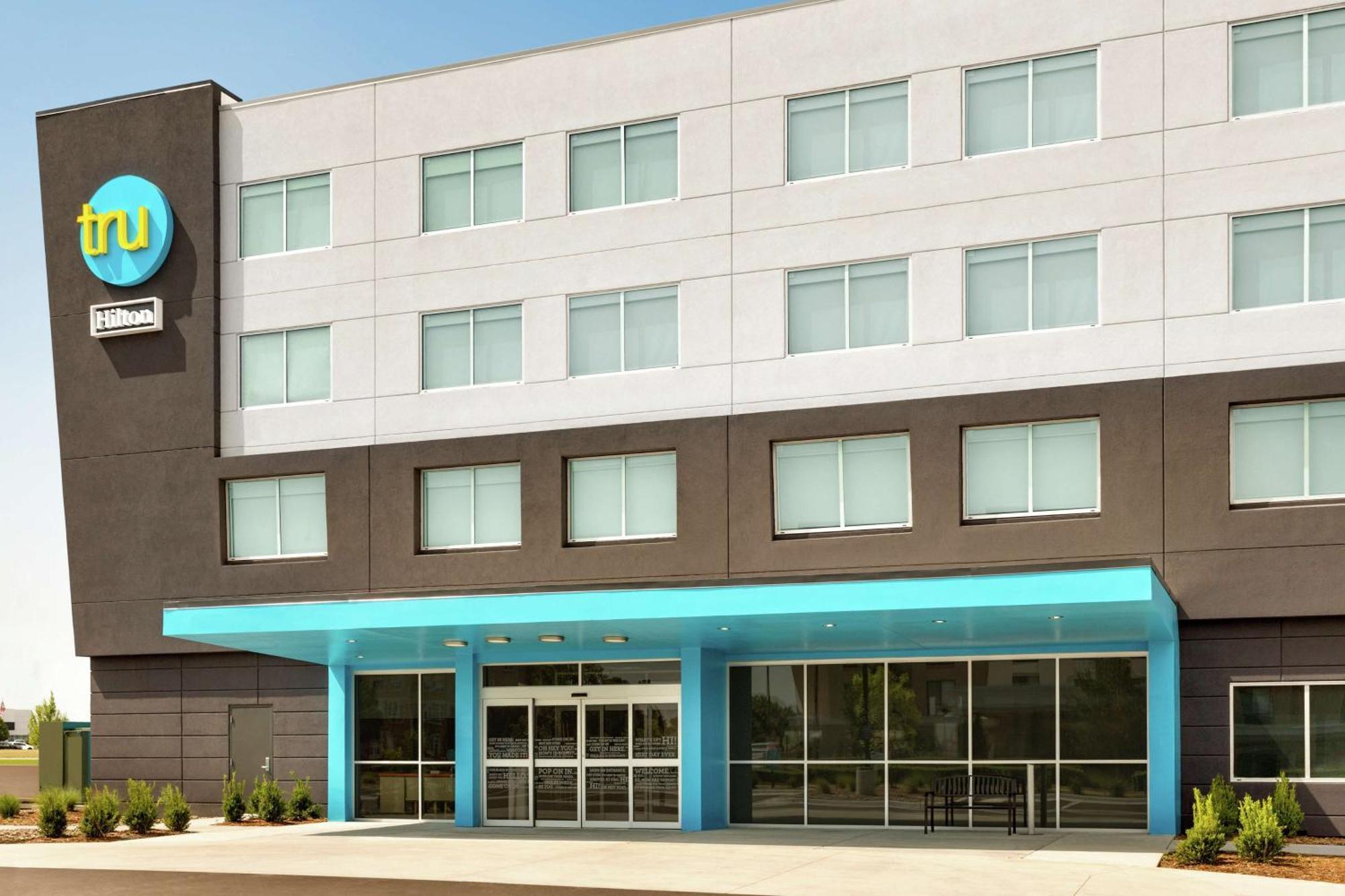 Tru By Hilton Wichita Northeast Otel Dış mekan fotoğraf
